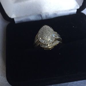 10 Kt Diamond Ring.  1 Ctw Diamond